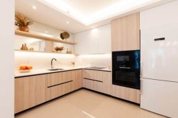 Kitchen-with-built-in-oven